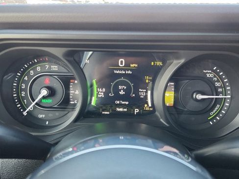 Used 2024 Jeep Wrangler Unlimited Sahara image 18