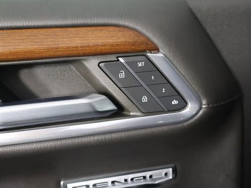 Used 2023 GMC Sierra 1500 Denali w/ Technology Package image 39