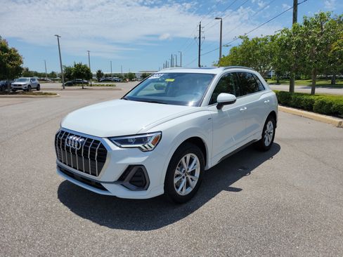 Used 2025 Audi Q3 2.0T Premium Plus w/ Premium Plus Package AWD/4WD image 8