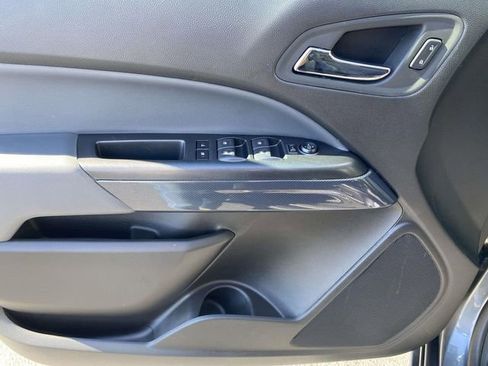 Used 2022 Chevrolet Colorado Z71 image 16