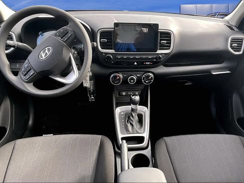 Certified 2026 Hyundai Venue SEL FWD image 6