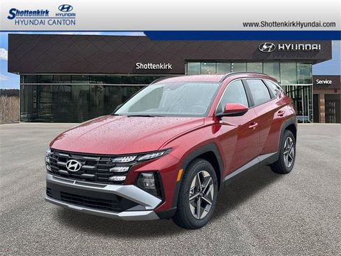 New 2025 Hyundai Tucson SEL image 1