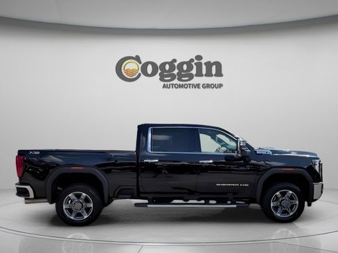 Used 2025 GMC Sierra 2500 SLT w/ SLT Premium Package image 20