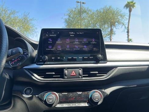 Used 2024 Kia Forte GT-Line image 50