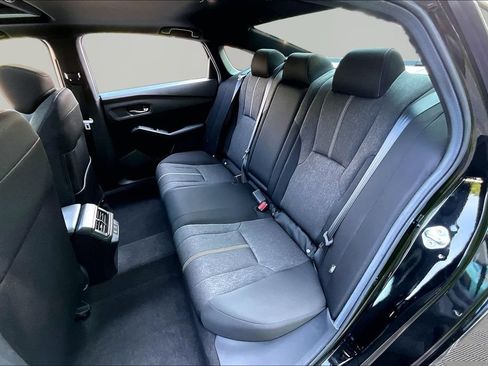 Used 2025 Honda Accord Sport image 18
