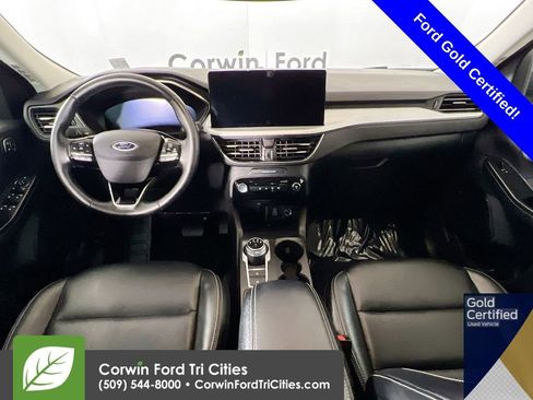 Used 2025 Ford Escape Platinum image 7