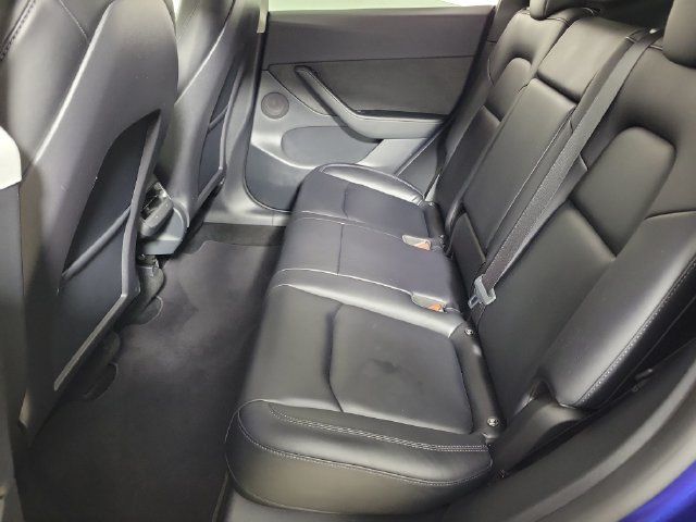 Used 2022 Tesla Model Y Long Range AWD/4WD image 12