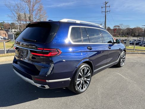 Used 2024 BMW X7 xDrive40i w/ Premium Package image 9