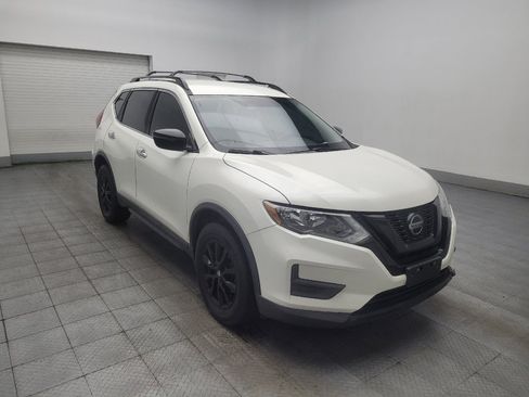Used 2018 Nissan Rogue SV AWD/4WD image 13