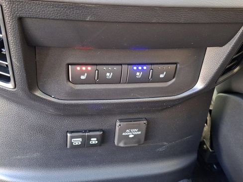 New 2026 Toyota Tundra Platinum AWD/4WD image 9