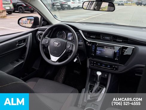 Used 2017 Toyota Corolla L image 16