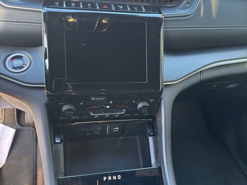 Used 2024 Jeep Grand Cherokee L Limited w/ Luxury Tech Group II image 11