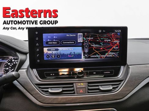 Used 2023 Nissan Altima 2.5 SL FWD image 12