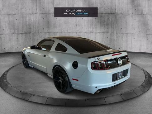 Used 2014 Ford Mustang GT Premium w/ Brembo Brake Package RWD image 7