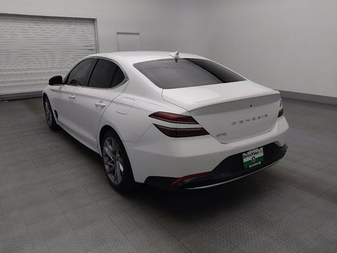 Used 2022 Genesis G70 2.0T RWD image 5