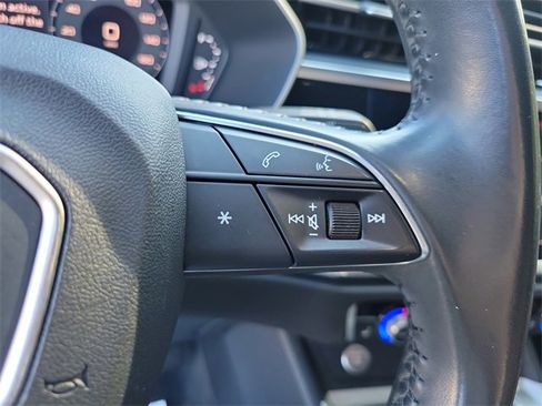 Used 2020 Audi Q3 2.0T Premium image 21