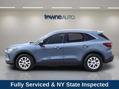 Used 2023 Ford Escape Active AWD/4WD image 2
