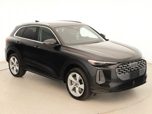 New 2025 Audi Q5 Premium Plus image 30