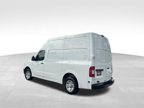 Used 2020 Nissan NV 2500 SV RWD image 3