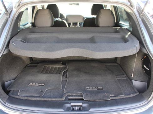 Used 2021 Nissan Rogue Sport SV image 16