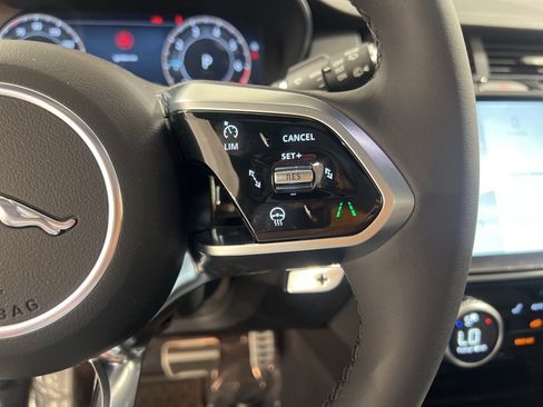 New 2024 Jaguar E-PACE R-Dynamic SE image 13