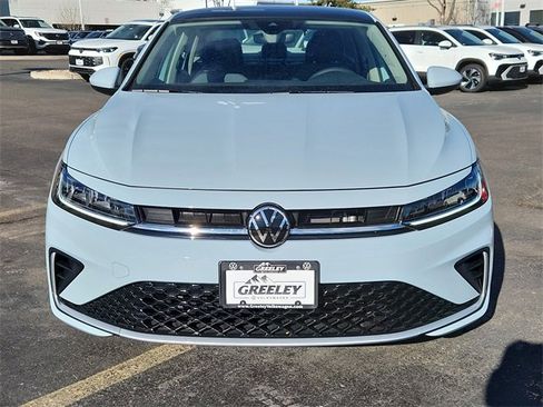 New 2026 Volkswagen Jetta SE image 5