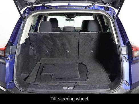 Used 2021 Nissan Rogue SV FWD image 17