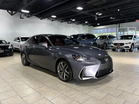 Used 2018 Lexus IS 300 AWD image 6