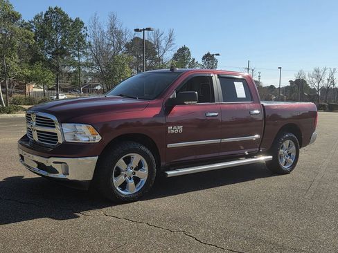 Used 2018 RAM 1500 Big Horn image 7