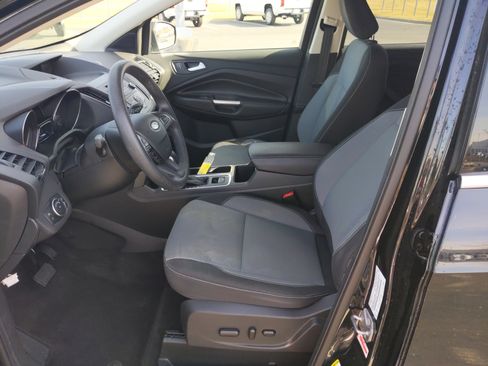 Used 2018 Ford Escape SE image 14