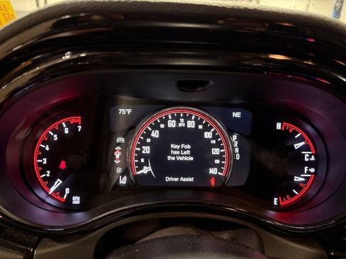 Used 2025 Dodge Durango GT AWD/4WD image 17