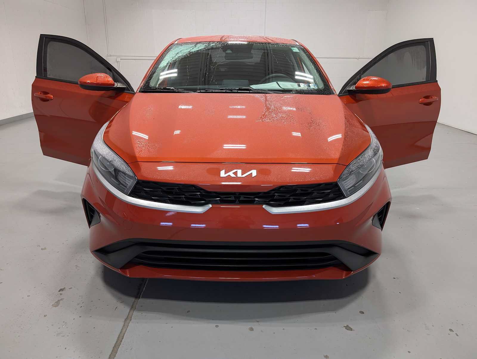 Certified 2023 Kia Forte LXS FWD image 14