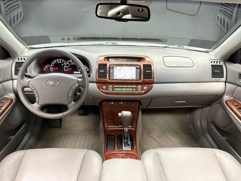 Used 2006 Toyota Camry XLE FWD Sedan 3.0L 6-Cyl image 35