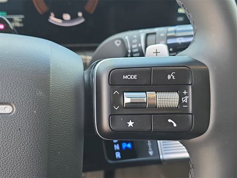 Certified 2026 Hyundai Santa Fe SEL image 18