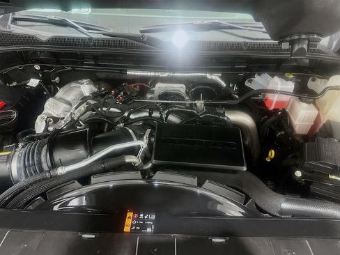 Used 2025 GMC Sierra 3500 Denali Ultimate AWD/4WD image 30