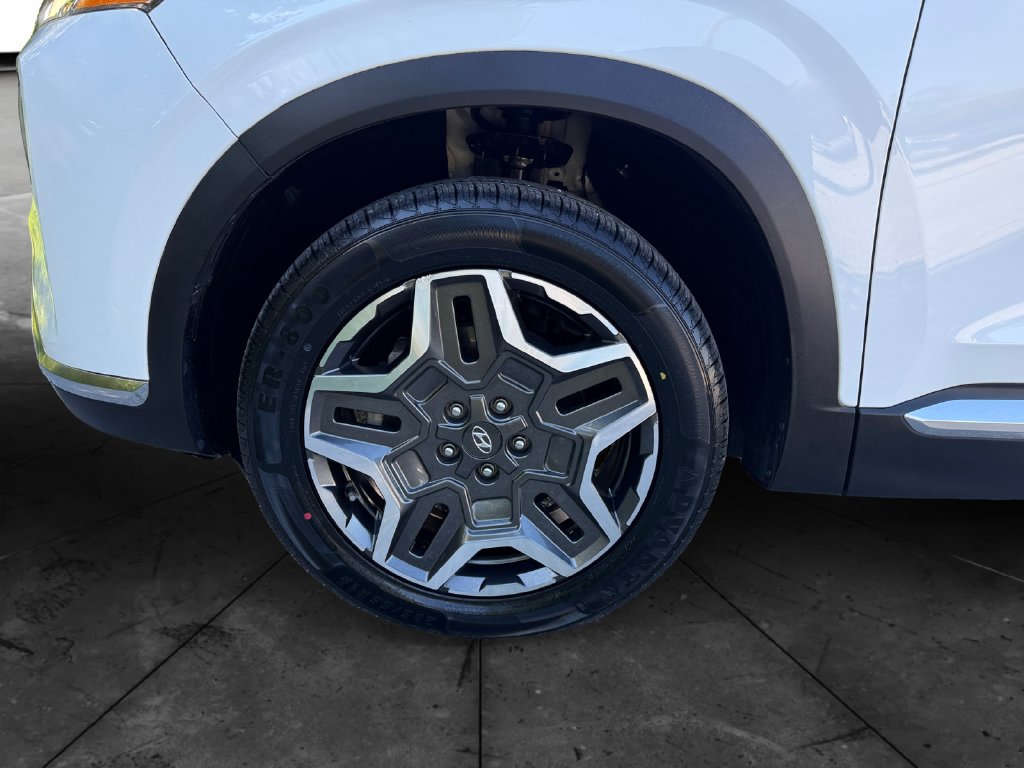 Used 2023 Hyundai Santa Fe SEL Premium AWD/4WD image 14