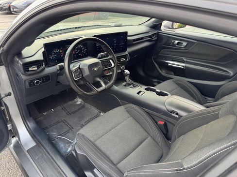 Used 2024 Ford Mustang Coupe RWD image 26