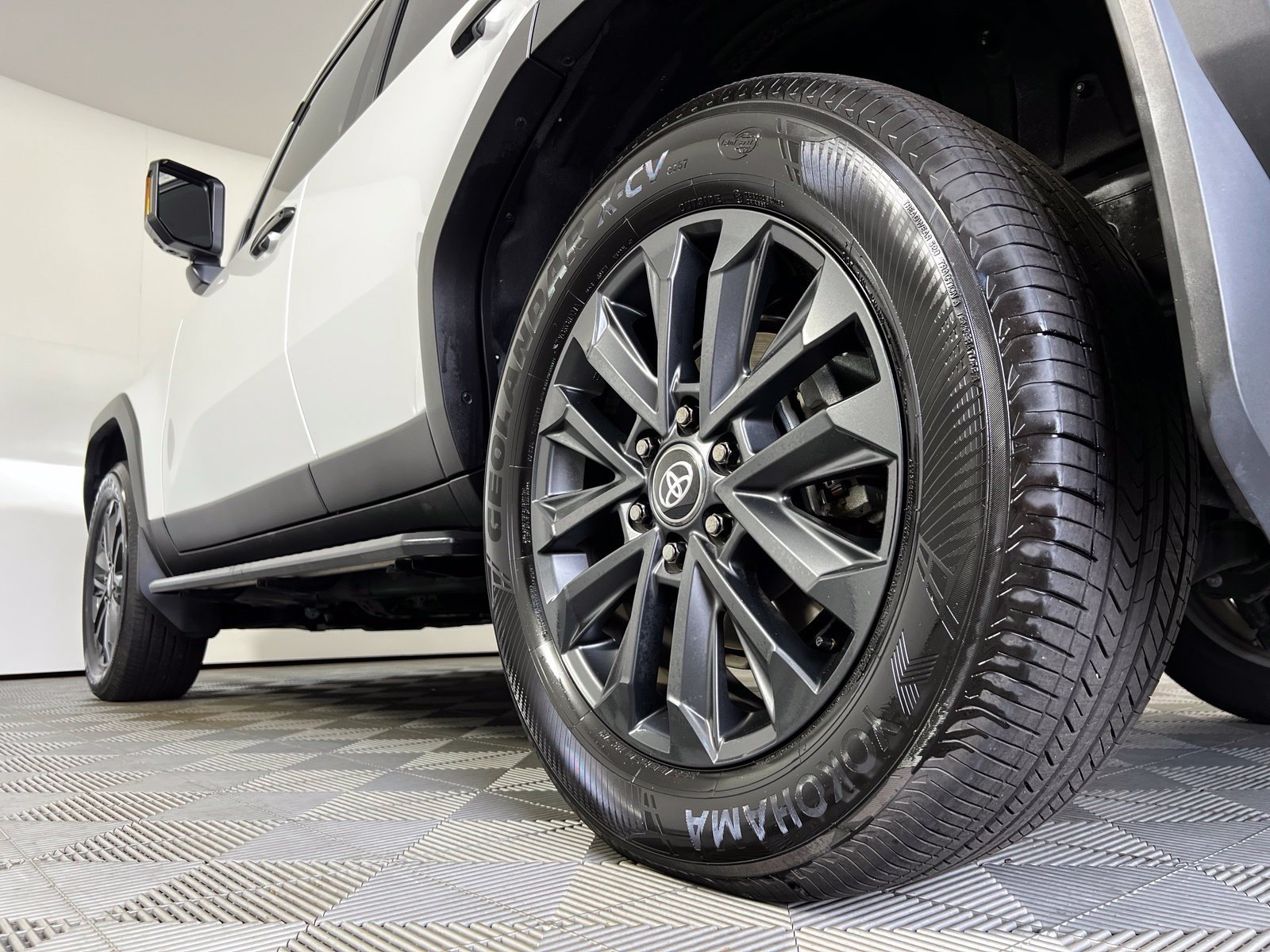 Certified 2025 Toyota Land Cruiser w/ Premium Package AWD/4WD image 30