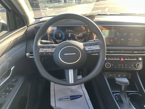 New 2026 Hyundai Tucson SEL image 10