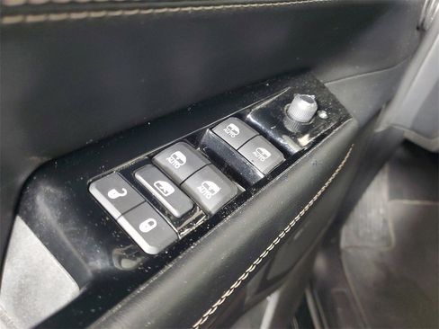 Used 2023 Jeep Wagoneer 4WD image 15