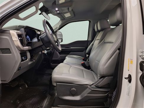 Used 2023 Ford F250 XL w/ XL Chrome Package image 9