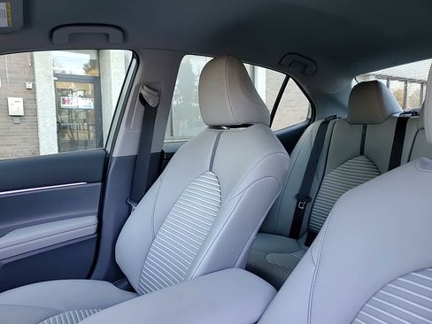 Certified 2024 Toyota Camry SE image 28