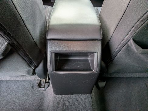 Used 2017 Subaru Outback 2.5i Premium image 31