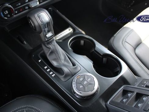 New 2025 Ford Bronco Outer Banks image 13