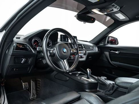 Used 2018 BMW M2 image 22