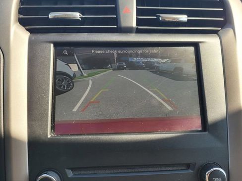 Used 2016 Ford Fusion SE image 20