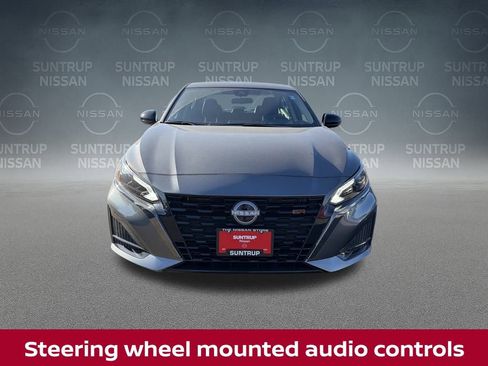 New 2025 Nissan Altima 2.5 SR image 10