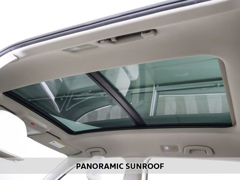 Used 2020 Volkswagen Atlas SE w/ Panoramic Sunroof Package image 3