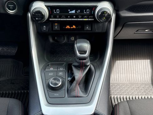 Certified 2024 Toyota RAV4 SE AWD/4WD image 27