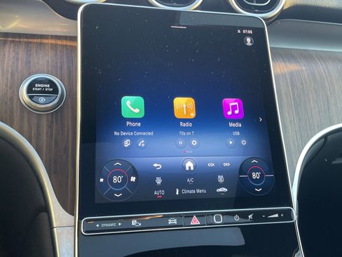 Certified 2025 Mercedes-Benz GLC 300 4MATIC image 33